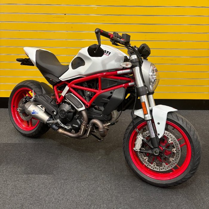 2018 DUCATI MONSTER 797 STAR WHITE-DARK ST White