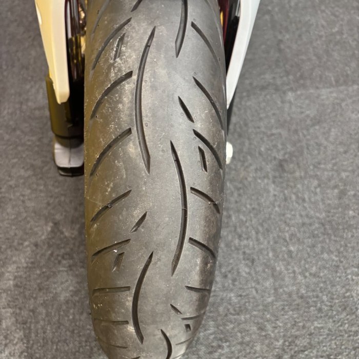 2018 DUCATI MONSTER 797 STAR WHITE-DARK ST White