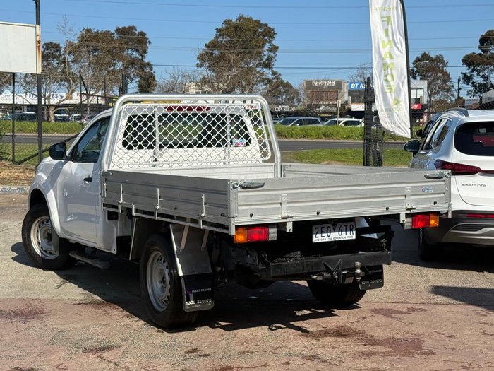 2022 Nissan Navara SL