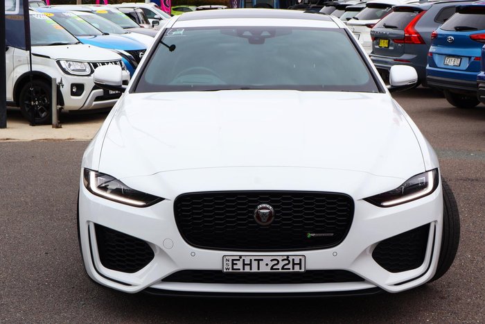 2020 Jaguar XE P300 R-Dynamic SE