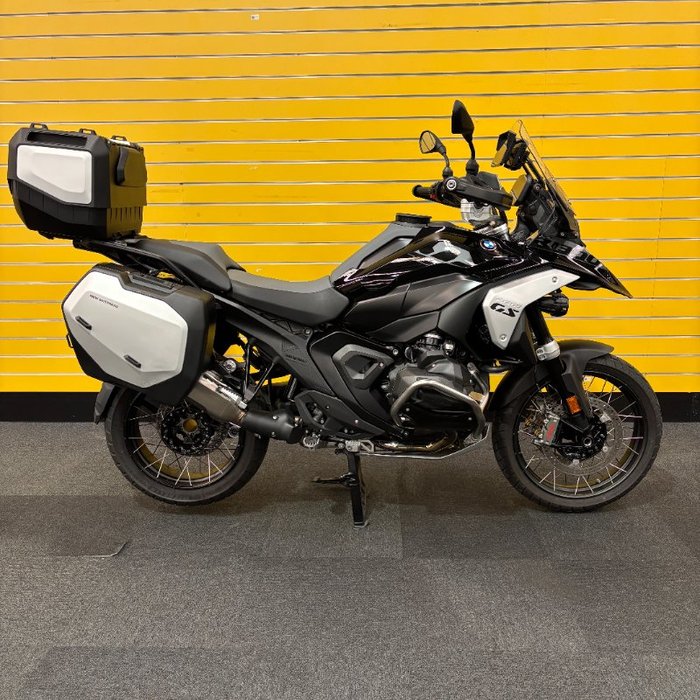 2025 BMW Motorrad R 1300 GS ADVENTURE Black