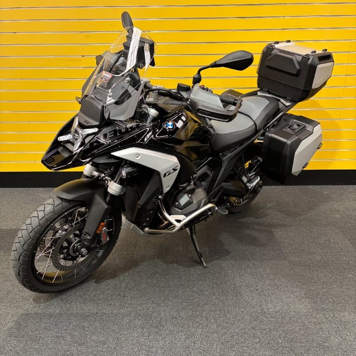 2025 BMW Motorrad R 1300 GS ADVENTURE Black