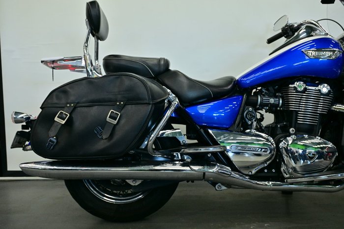 2015 Triumph THUNDERBIRD LT Blue