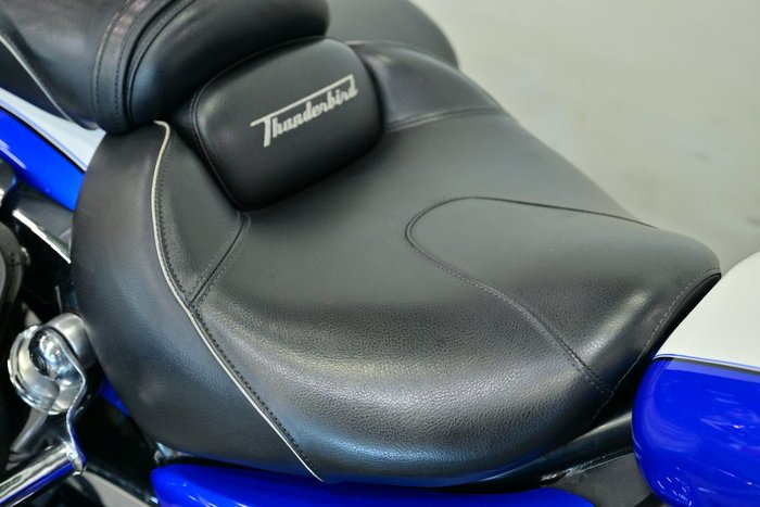 2015 Triumph THUNDERBIRD LT Blue