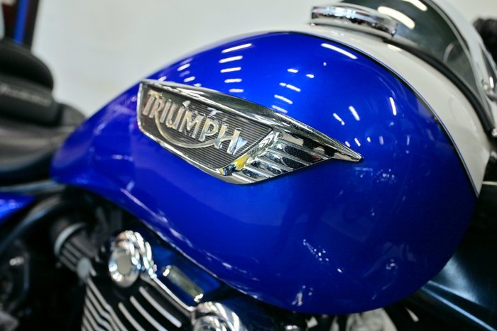 2015 Triumph THUNDERBIRD LT Blue
