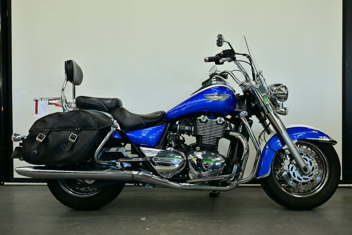 2015 Triumph THUNDERBIRD LT Blue