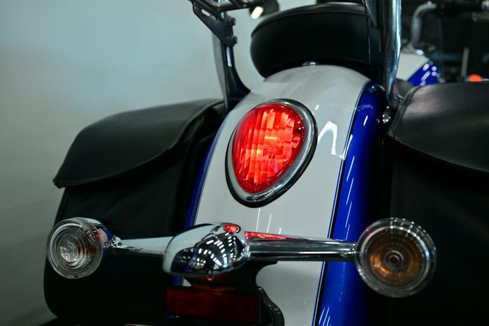 2015 Triumph THUNDERBIRD LT Blue