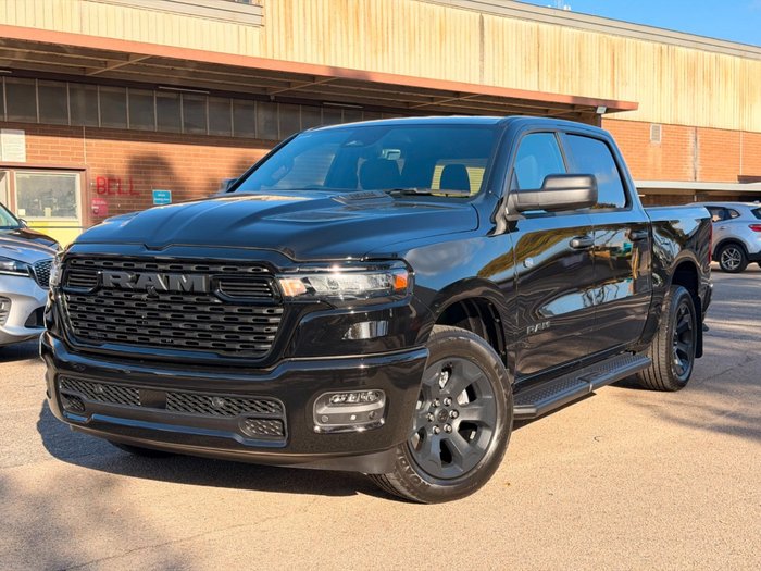 2026 RAM 1500 Express Black Edition Hurricane SO