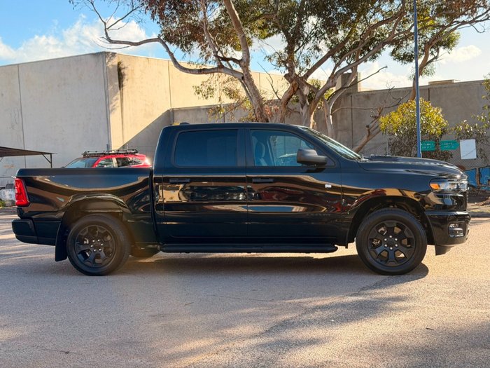 2026 RAM 1500 Express Black Edition Hurricane SO
