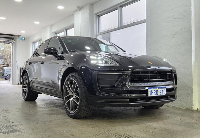 2022 Porsche Macan