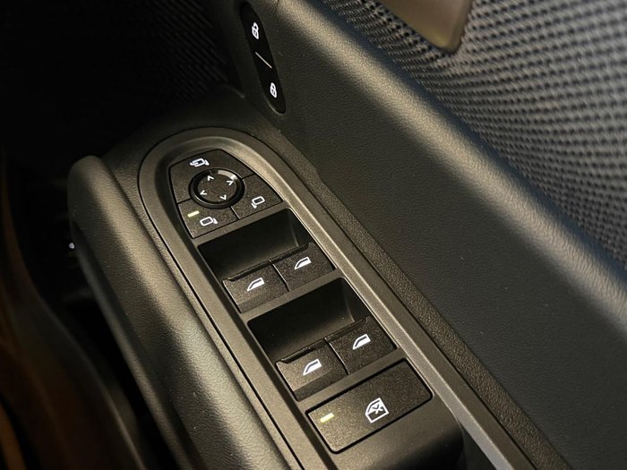 2024 MINI Countryman C Core