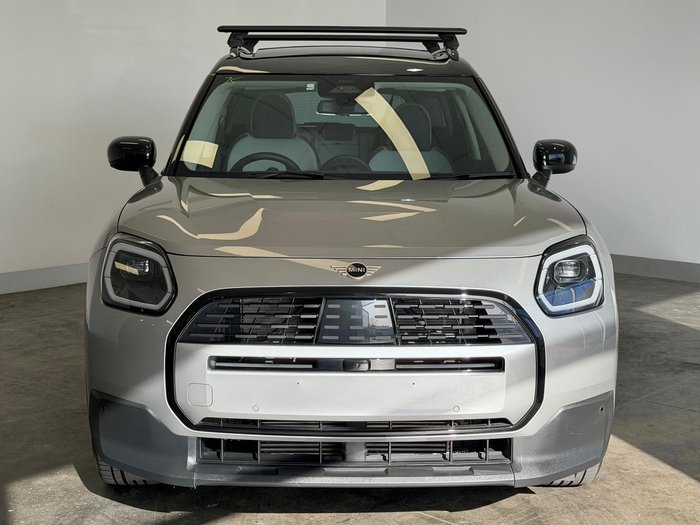 2024 MINI Countryman C Core