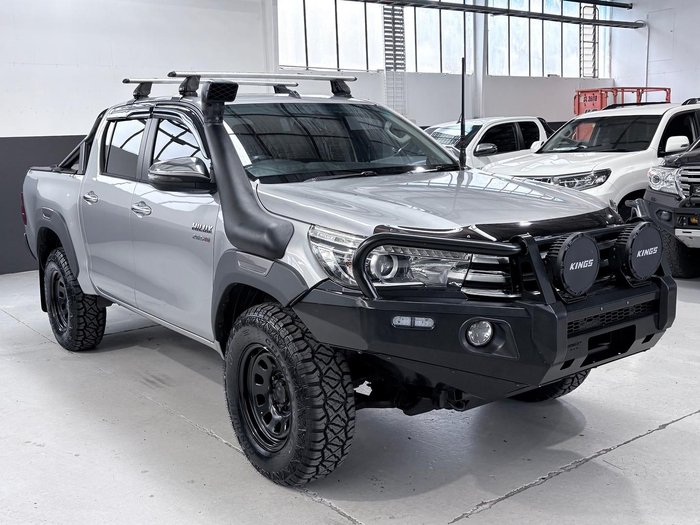 2017 Toyota Hilux SR5