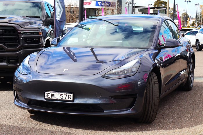 2022 Tesla Model 3 Rear-Wheel Drive