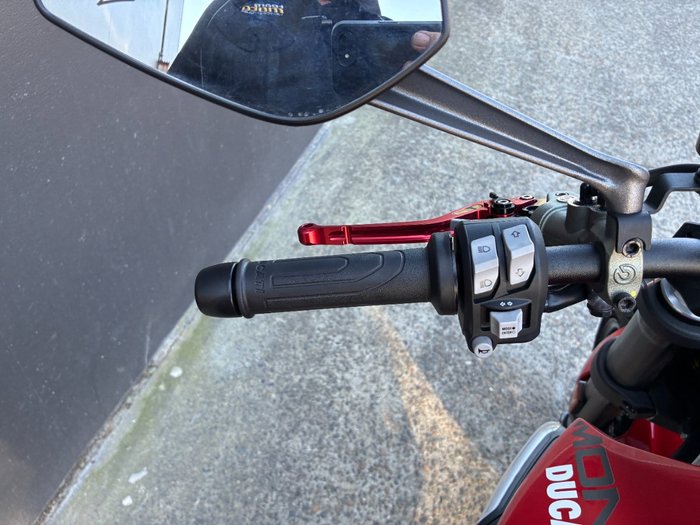 2022 Ducati MONSTER 937 RED R