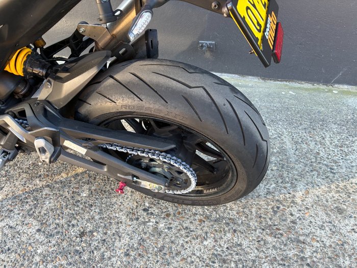 2022 Ducati MONSTER 937 RED R