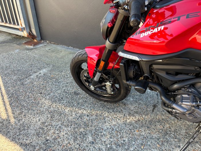 2022 Ducati MONSTER 937 RED R