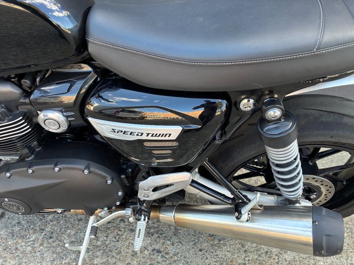 2022 Triumph STREET TWIN BLACK