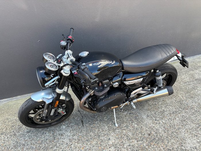2022 Triumph STREET TWIN BLACK