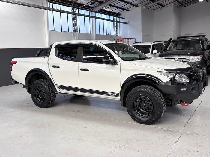 2018 Mitsubishi Triton Blackline
