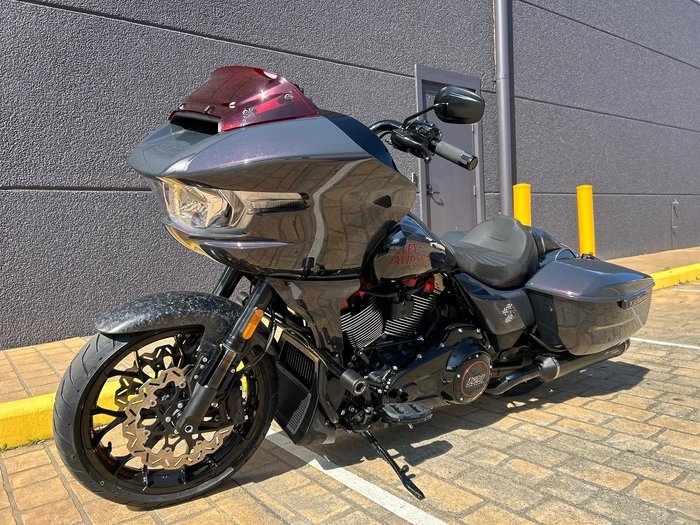 2026 Harley-Davidson CVO Road Glide ST 121 (FLTRXSTSE)