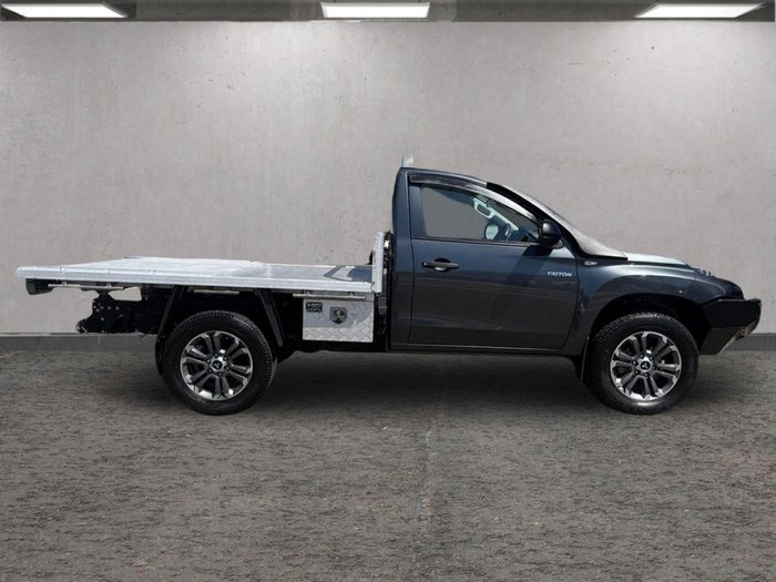 2020 Mitsubishi Triton GLX