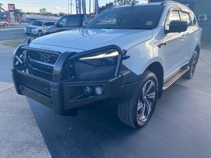 2025 Isuzu MU-X LS-T