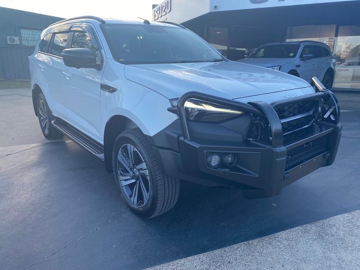 2025 Isuzu MU-X LS-T