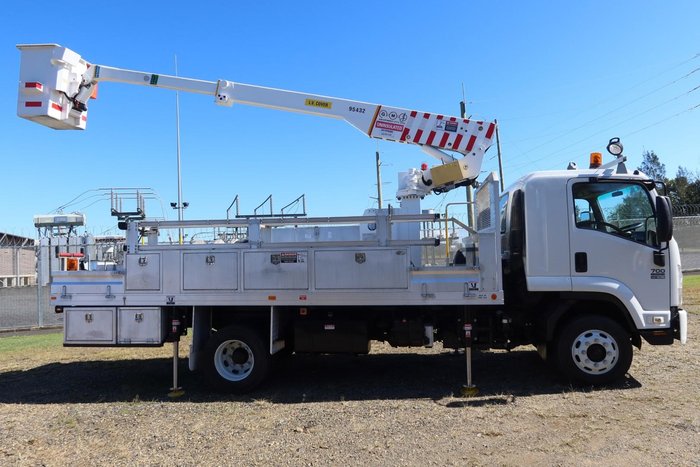 2009 Isuzu F Series FSR 700/850