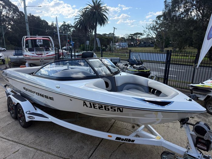 2016 Malibu Response TXi Open Bow