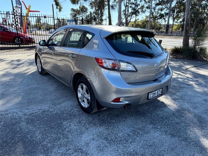 2013 MAZDA MAZDA3 NEO