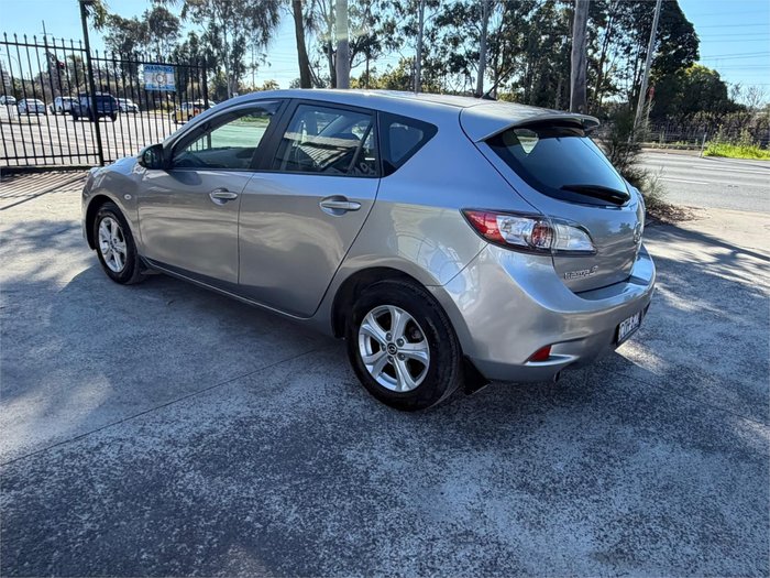 2013 MAZDA MAZDA3 NEO