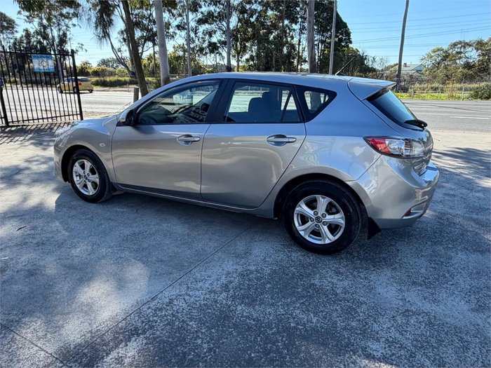 2013 MAZDA MAZDA3 NEO