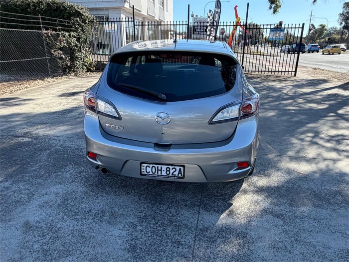 2013 MAZDA MAZDA3 NEO