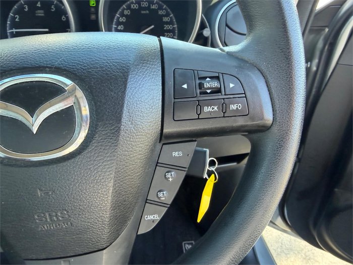 2013 MAZDA MAZDA3 NEO