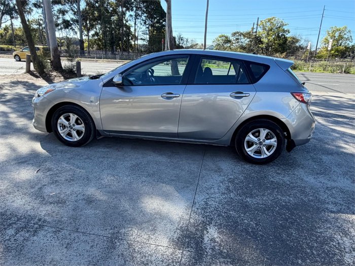 2013 MAZDA MAZDA3 NEO