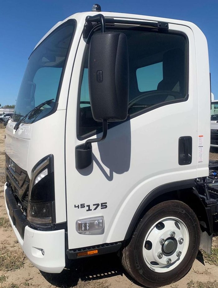 2026 Isuzu Npr
