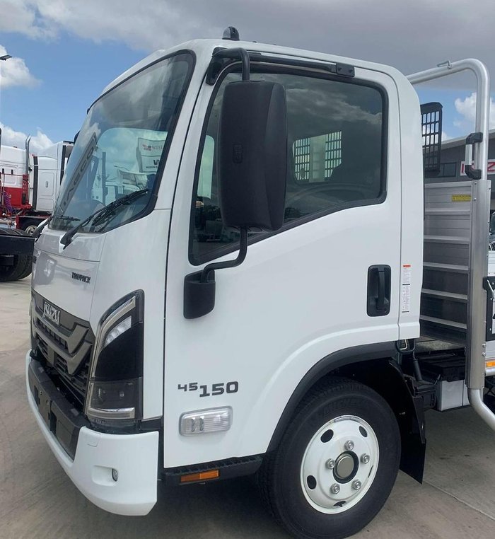 2026 Isuzu Nnr 45-150 Dt D34 Tray