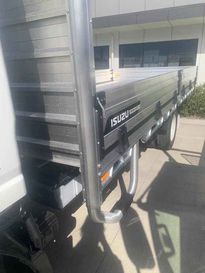 2026 Isuzu Nnr 45-150 Dt D34 Tray