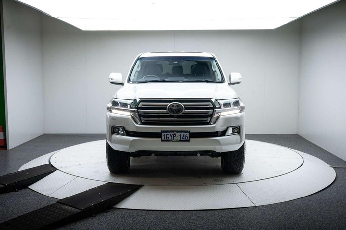 2017 Toyota Landcruiser