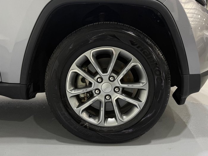 2013 Jeep Grand Cherokee Laredo