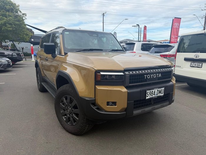 2025 Toyota Landcruiser Prado