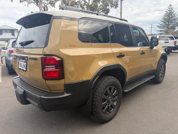 2025 Toyota Landcruiser Prado Altitude