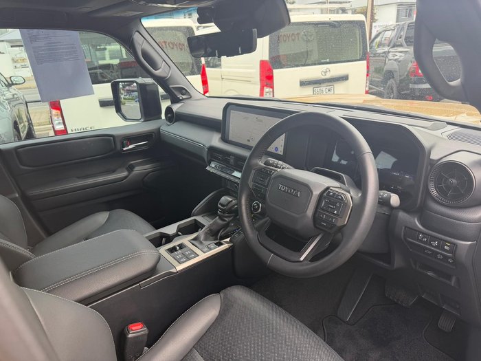 2025 Toyota Landcruiser Prado Altitude