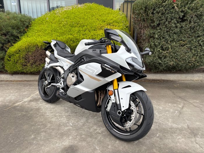 2026 CFMOTO 2026 Cf Moto 750CC 750SR-S
