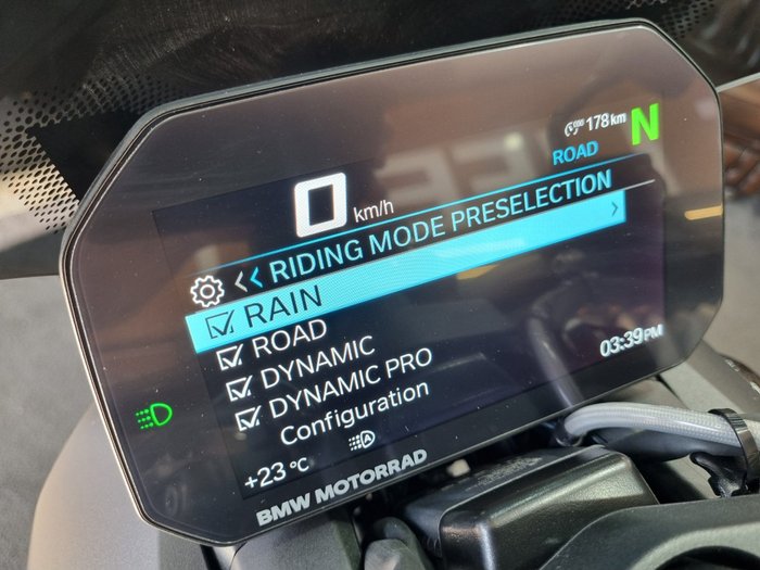 2026 BMW Motorrad S 1000 R Bluefire/Mugiallo Yellow