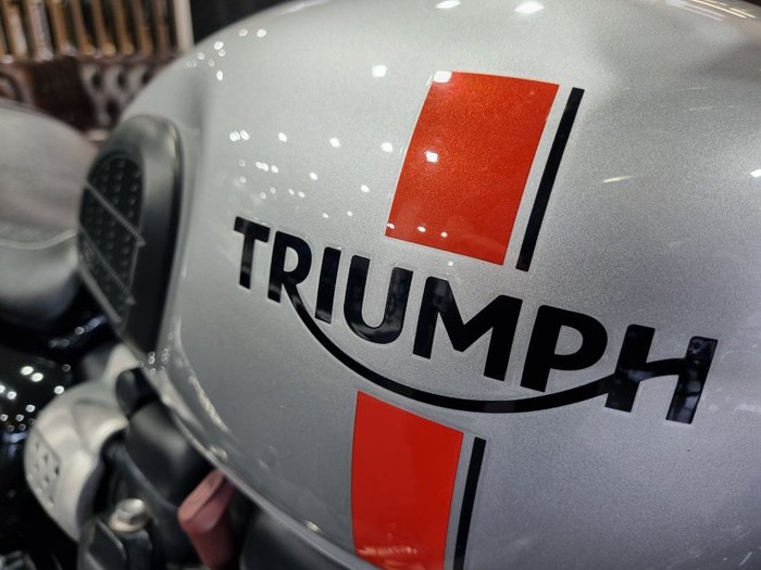 2017 Triumph STREET TWIN SILVER