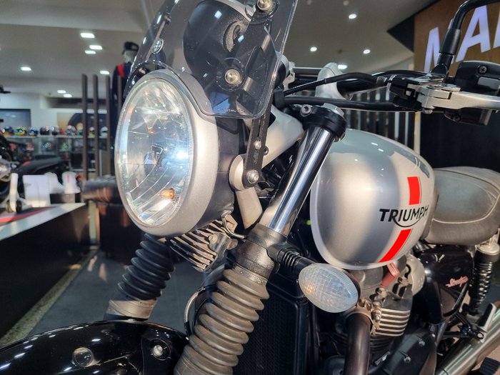 2017 Triumph STREET TWIN SILVER