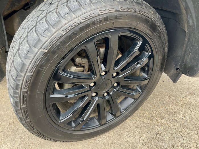 2020 Ford Everest Sport