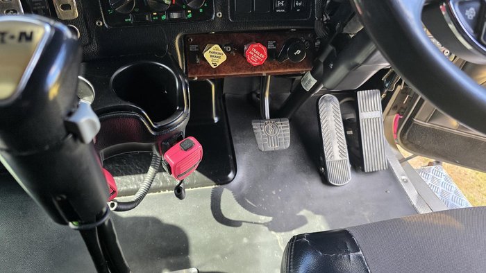 2018 Kenworth T909